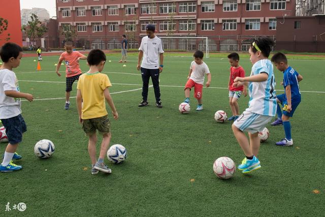 媒体人：四川男篮持有CBA公司5%股权被冻结